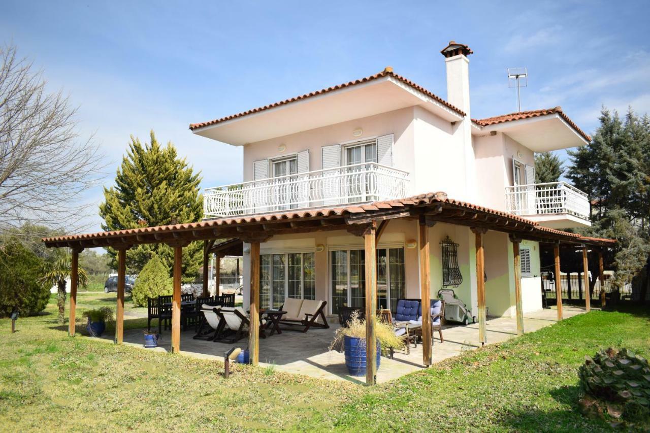 Villa Close To The Beach Ormos Panagias Exteriér fotografie